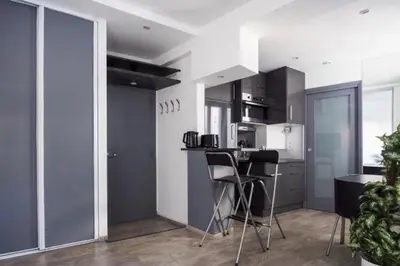 Cuisine ou kitchenette dans l'établissement Wonderful Studio in Heart of Paris