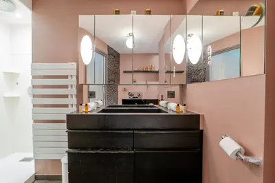 Cuisine ou kitchenette dans l'établissement Veeve - Mid-century Maestro