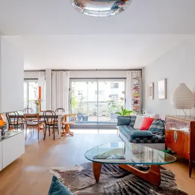 Veeve - Mid-century Maestro