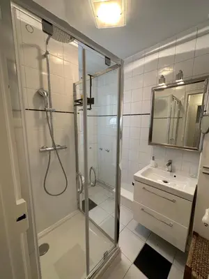 Salle de bains dans l'établissement L.C. GrandTour Paris