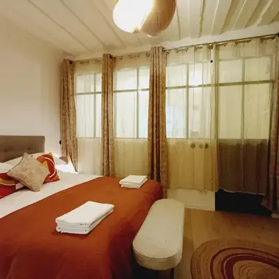 Elegant & Quiet Suite in Le Marais near Hôtel de Ville