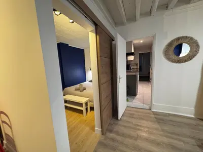 Un ou plusieurs lits dans un hébergement de l'établissement Central Flat for 7