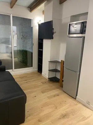Cuisine ou kitchenette dans l'établissement joli studio 2/4 personnes