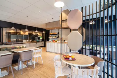 Cuisine ou kitchenette dans l'établissement B&B HOTEL Paris Porte des Lilas