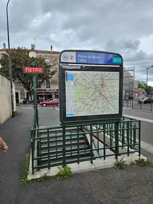 Plan de l'établissement STUDIO 22M2 A IVRY/SEINE-A 200 METRES DE PARIS. PROCHE METRO 7