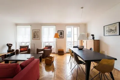 Coin salon dans l'établissement Legendre - Spacieux appartement à Batignolles