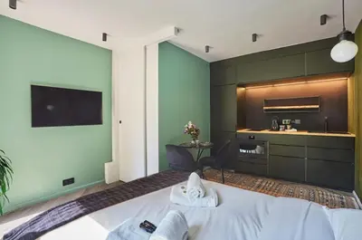 Cuisine ou kitchenette dans l'établissement Studio in Neuilly Porte Maillot by Studio prestige