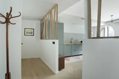 Cuisine ou kitchenette dans l'établissement Apartment Saint Germain des Prés by Studio prestige