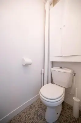 Salle de bains dans l'établissement Studio Paris 14ème arrondissement - II