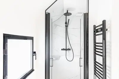 Salle de bains dans l'établissement GuestReady - Paris Charm with Montmartre View