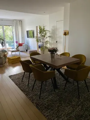 Coin salon dans l'établissement Appartement 65m2 avec balcon