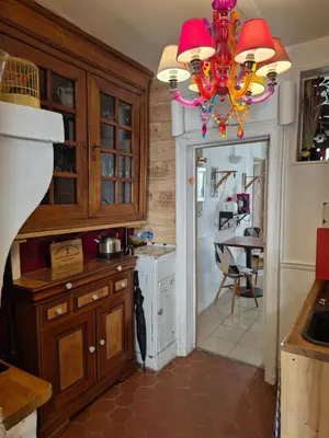 Cuisine ou kitchenette dans l'établissement 2 pièces Paris 9 ème