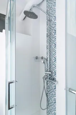 Salle de bains dans l'établissement Studio proche Alesia - Thibaud
