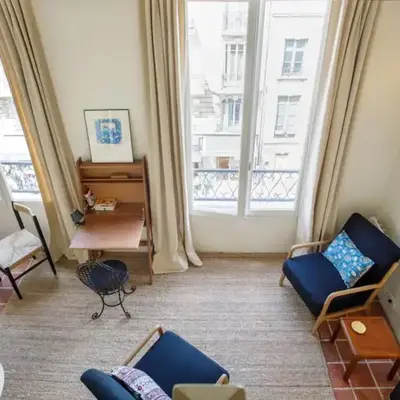 Centrally located duplex Notre Dame