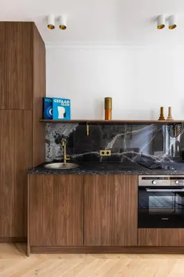 Cuisine ou kitchenette dans l'établissement Luxurious & Central 2BD Apart for 4