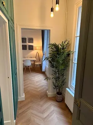 Plan de l'établissement Loft à 2 pas des Champs Elysées et de la Défense!