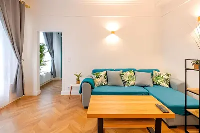 Coin salon dans l'établissement Loft à 2 pas des Champs Elysées et de la Défense!