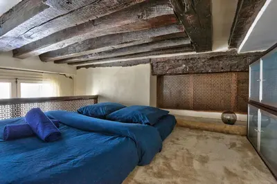 Plan de l'établissement Studio Mezzanine Quartier Luxembourg Free Netflix