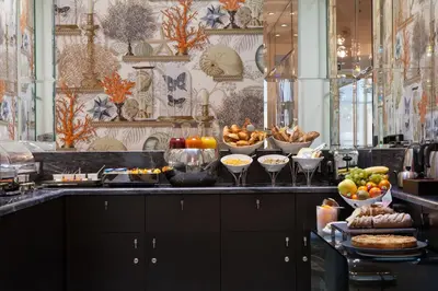 Nourriture dans l'hôtel ou à proximité