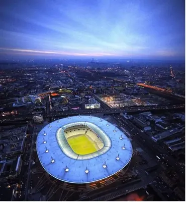 Vue panoramique sur l'établissement BIG logement , Stade de France à pied, PARIS, métro , parking gratuit