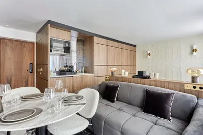 Cuisine ou kitchenette dans l'établissement Apart hotel Louvre museum by Studio prestige