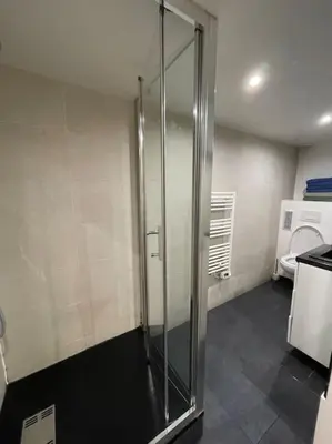 Salle de bains dans l'établissement confortable appartement 3 pièces Flatters