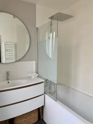 Salle de bains dans l'établissement Le Ciel de Paris - Montparnasse & Jardin du Luxembourg