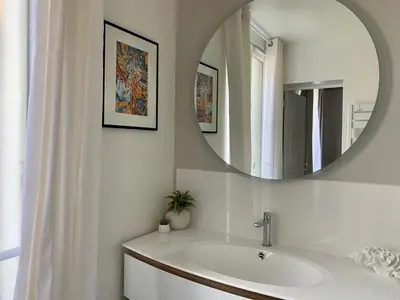 Salle de bains dans l'établissement Le Ciel de Paris - Montparnasse & Jardin du Luxembourg