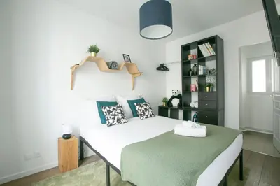 Un ou plusieurs lits dans un hébergement de l'établissement Charming 1 Bedroom Marais Hideaway - FB17A