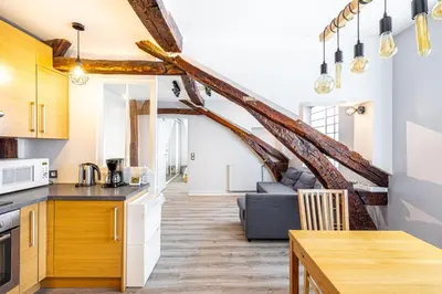 Cuisine ou kitchenette dans l'établissement GuestReady - Appartement Cosy au Cœur de Paris