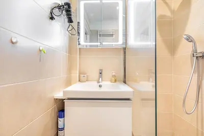 Salle de bains dans l'établissement GuestReady - Luxe et confort à Paris