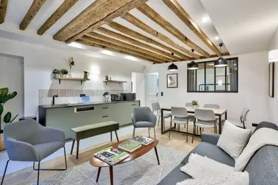 Coin salon dans l'établissement Magnifique appartement pour 6 - Montorgueil