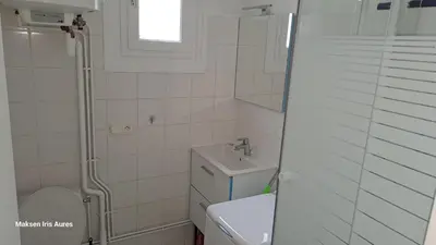 Salle de bains dans l'établissement Appartement 9ème