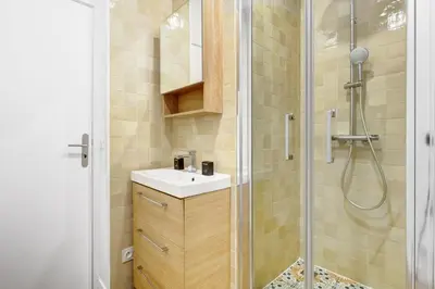 Salle de bains dans l'établissement 245 Suite Mercedes - Superb apartment in Paris