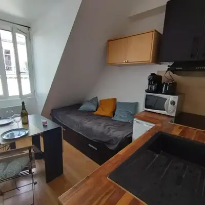 Cosy Studio village of Batignolles