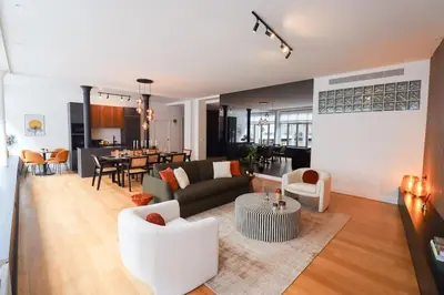 Coin salon dans l'établissement AmazingApartment # Le Marais# Rue Des Archives# AC