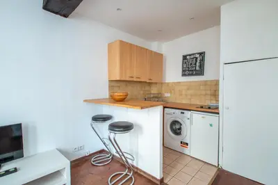 Cuisine ou kitchenette dans l'établissement Studio au cœur du Marais