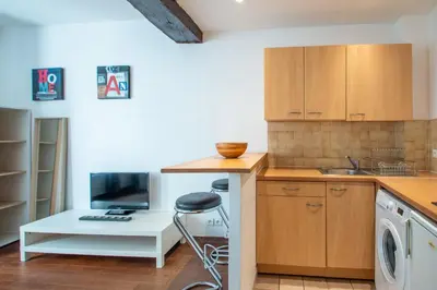 Cuisine ou kitchenette dans l'établissement Studio au cœur du Marais