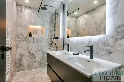 Salle de bains dans l'établissement 170 - Sublime Flat in Center of Paris