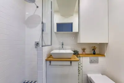 Salle de bains dans l'établissement GuestReady - Serene 1BR Apt in Folie-Méricourt