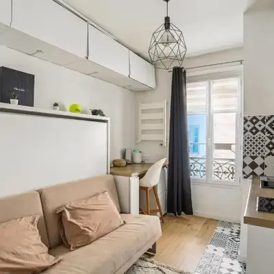 Small comfortable studio near Eiffel Tower