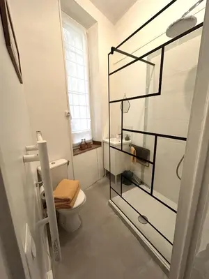Salle de bains dans l'établissement Lovely studio Crimee