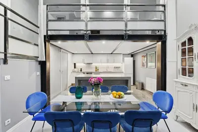 Cuisine ou kitchenette dans l'établissement Montmartre Theater Loft