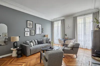 Coin salon dans l'établissement Residense Notre Dame de Paris by Studio prestige