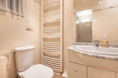 Salle de bains dans l'établissement GuestReady - Superb Appt près du Pathéon