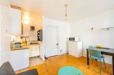Cuisine ou kitchenette dans l'établissement GuestReady - Apt clair et spacieux à Paris !