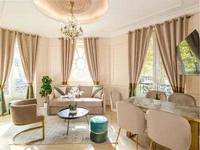 Coin salon dans l'établissement Merveil - Luxury Suite - Louvre - Ours I