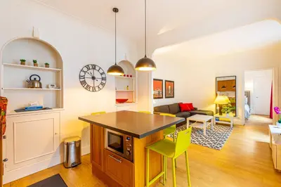 Cuisine ou kitchenette dans l'établissement GuestReady - Appartement Élégant dans Le Marais