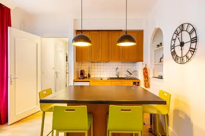 Cuisine ou kitchenette dans l'établissement GuestReady - Appartement Élégant dans Le Marais