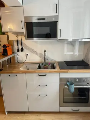 Cuisine ou kitchenette dans l'établissement Lovely apartment Central, Le Marais, Paris